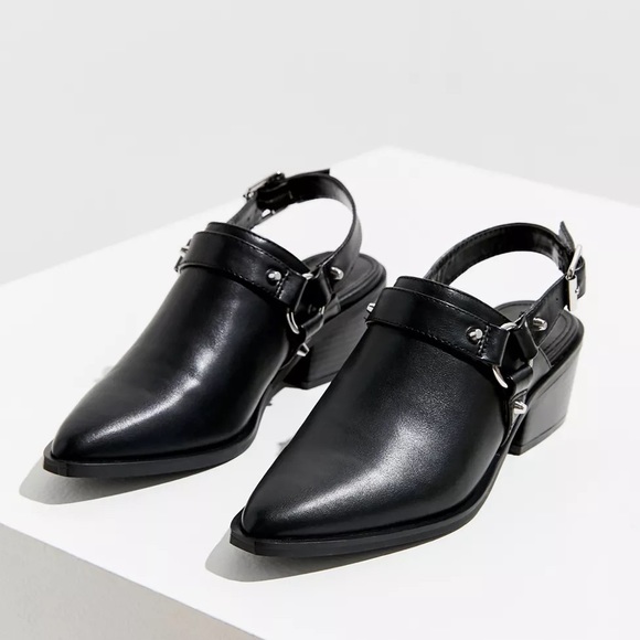 UO Willa Harness Mule - Picture 3 of 4